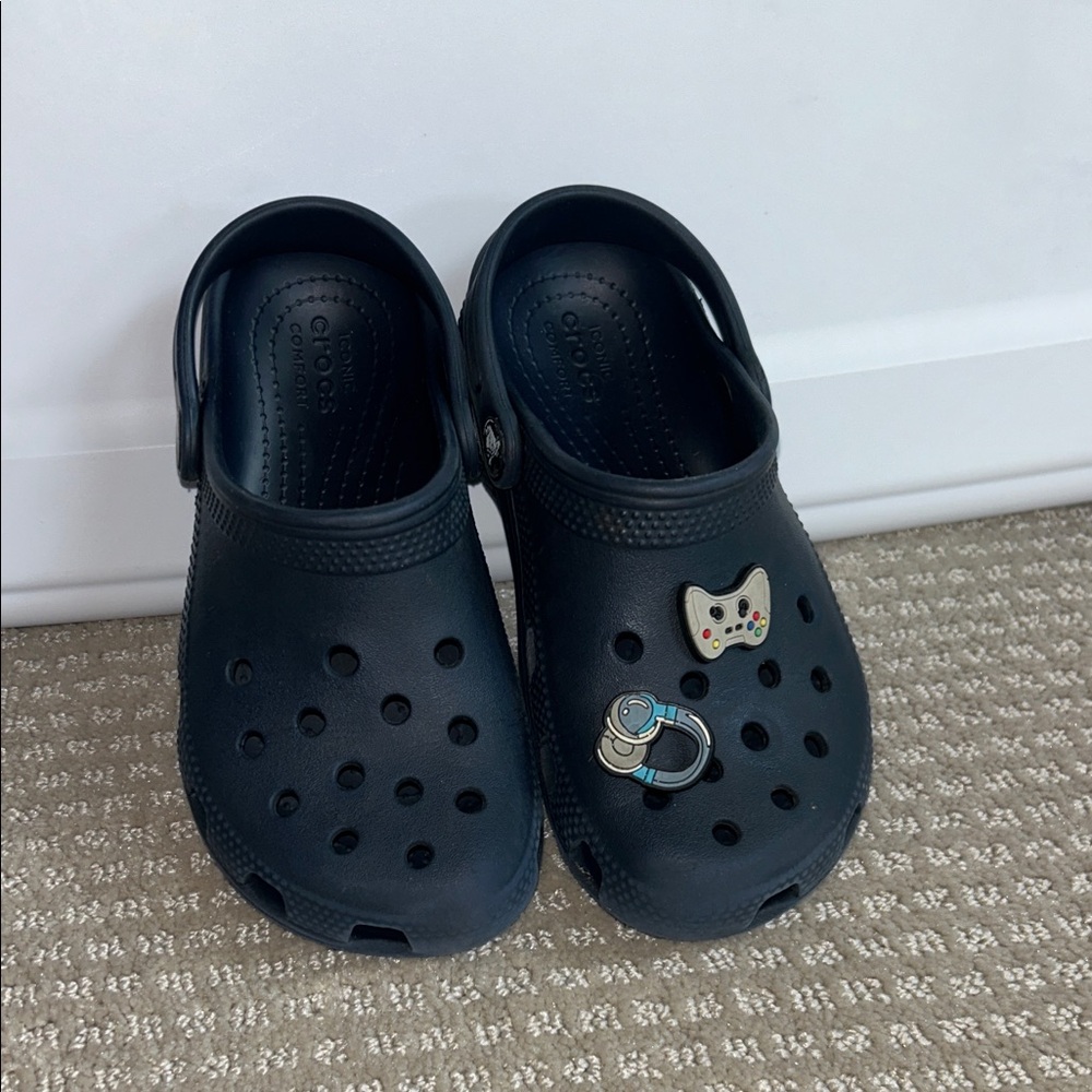 CROCS Kids Shoes in Navy Blue with Charms